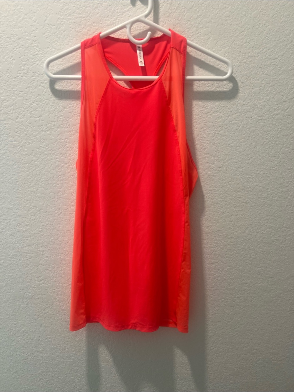 Athleta Racerback Tank Top Medium Bright Coral Orange Athletic Workout Tank